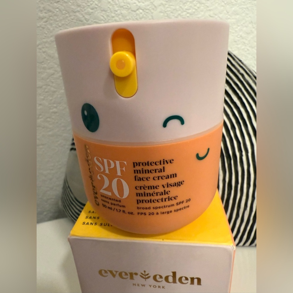 SPF 20 Protective Mineral Face Cream - Orange